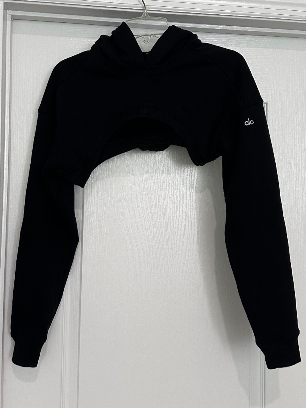 ALO Yoga Shrug It Off Cropped Fleece Hoodie Black Slouchy Activewear Relaxed - Picture 6 of 13